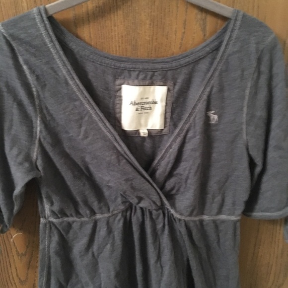 Abercrombie & Fitch Tops - Abercrombie and Fitch top Abercrombie & Fitch Tops - Abercrombie and Fitch top